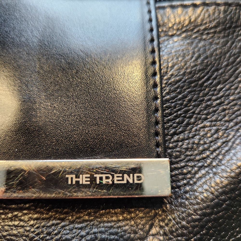 The TREND Black Crossbody Shoulder Bag with Silver Accent - Picture 2 of 6